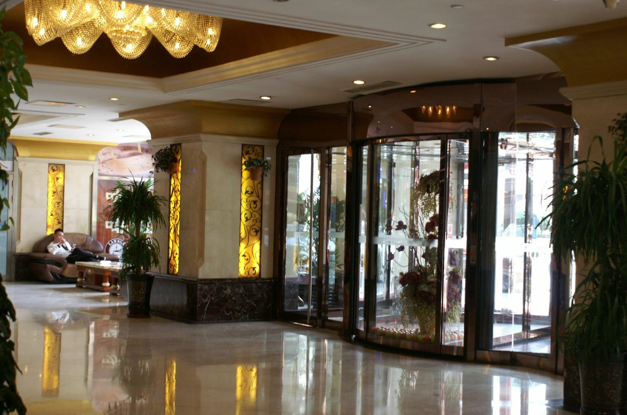 Dalian New Garden Hotel Buitenkant foto